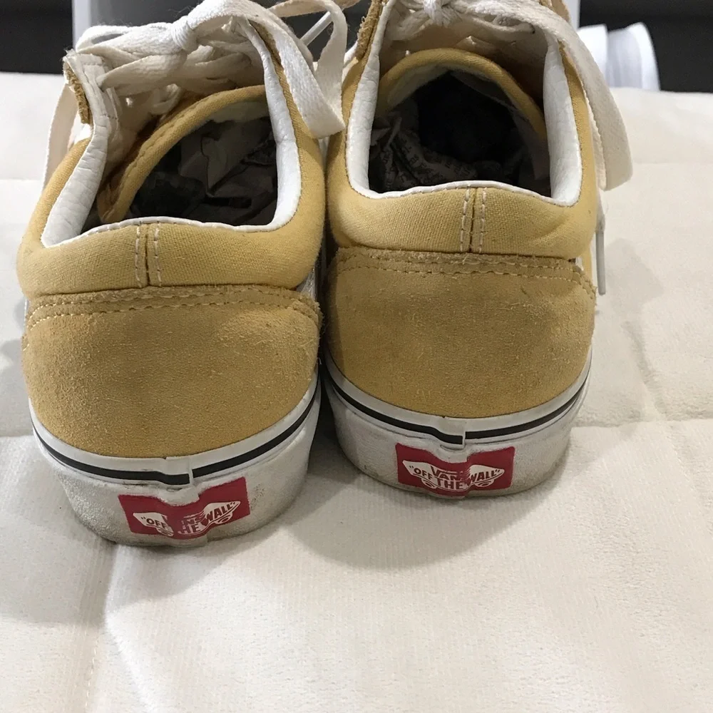 Vans Men's Mustard Suede Sneakers size 6